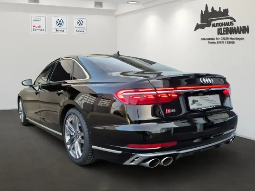Audi S8 - Thumbnail 4