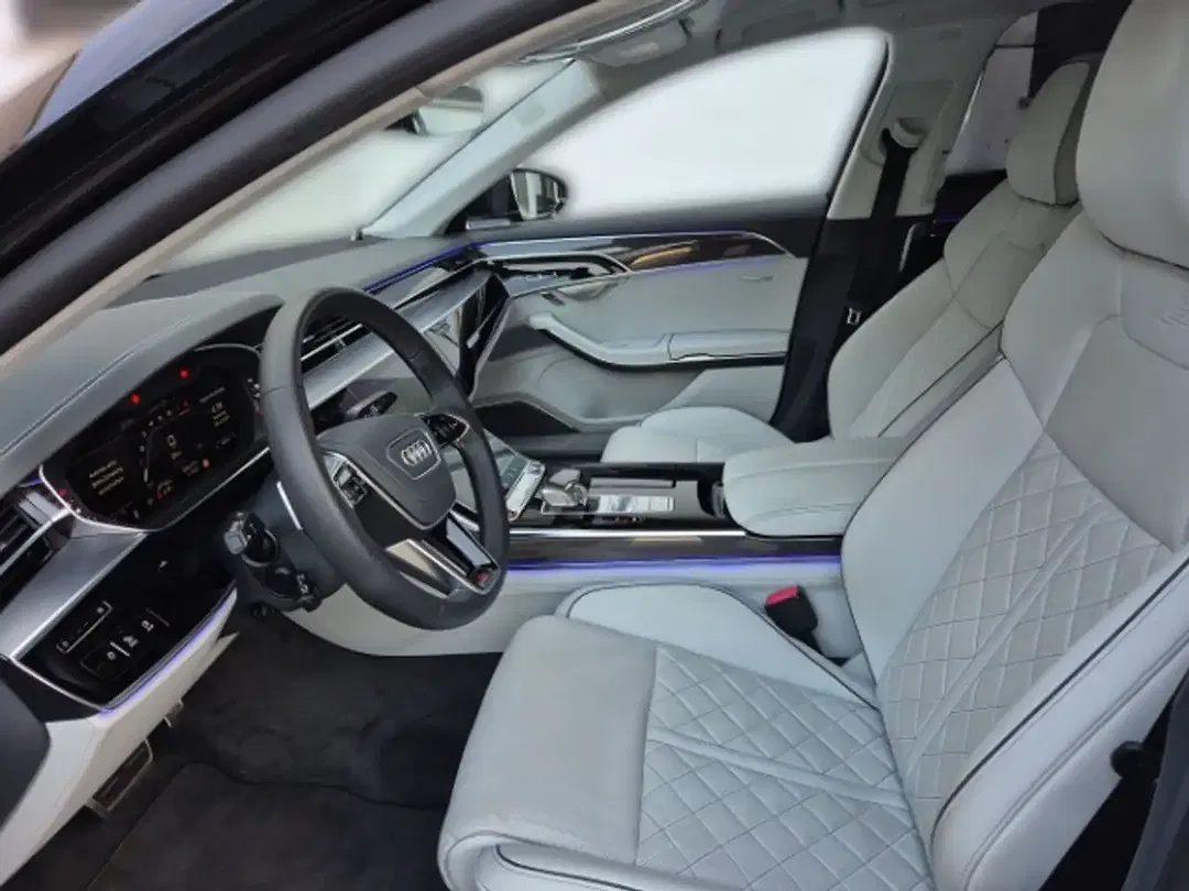 Audi S8 - Thumbnail 7