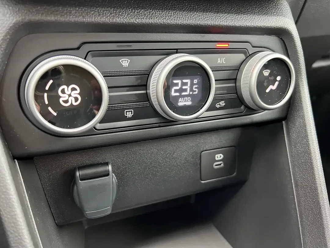 Dacia Sandero - Thumbnail 15