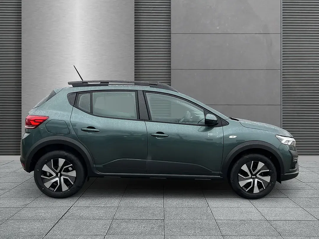 Dacia Sandero - Thumbnail 2