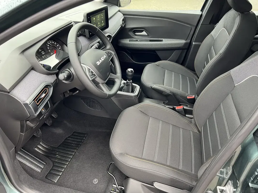 Dacia Sandero - Thumbnail 4