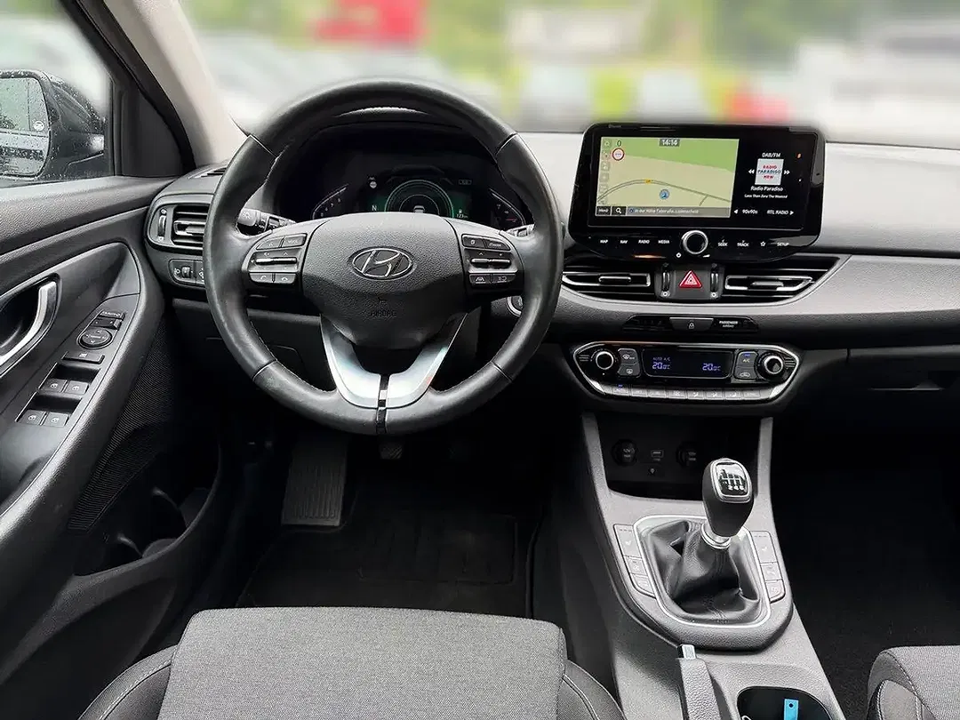 Hyundai i30 - Thumbnail 2