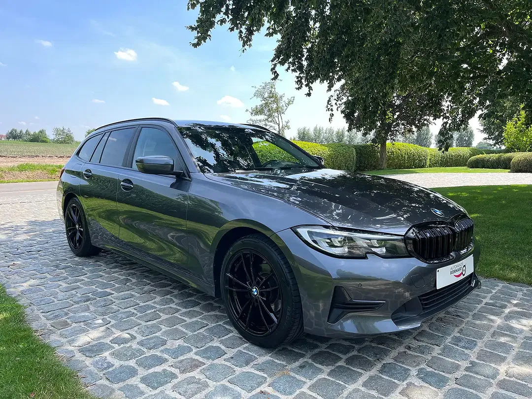 BMW 318 - Thumbnail 4