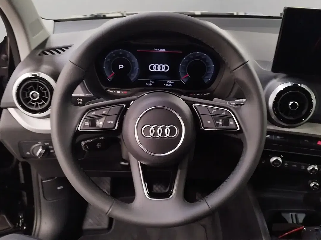 Audi Q2 - Thumbnail 11