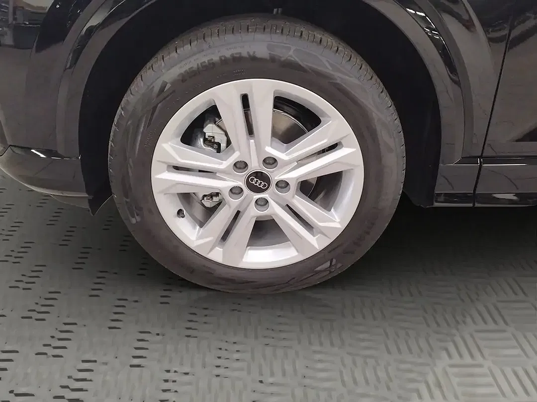 Audi Q2 - Thumbnail 2