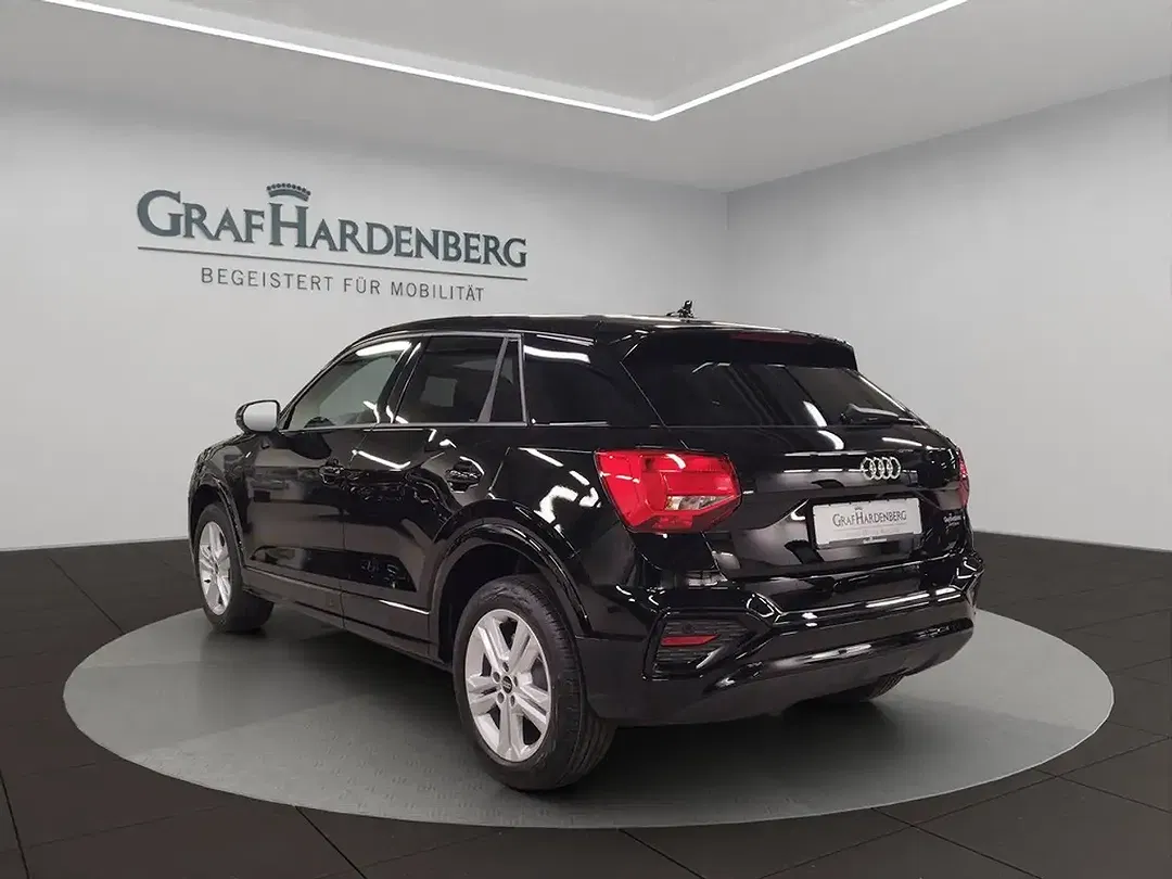Audi Q2 - Thumbnail 3