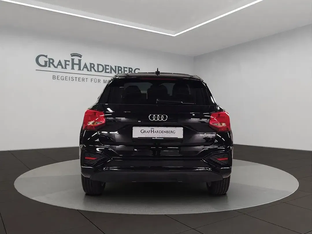 Audi Q2 - Thumbnail 4