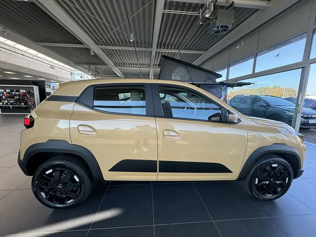 Dacia Spring - Thumbnail 4