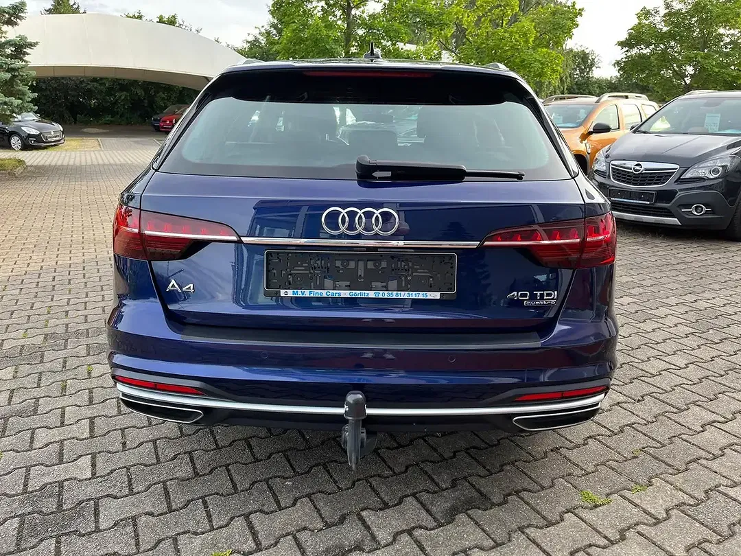 Audi A4 - Thumbnail 5