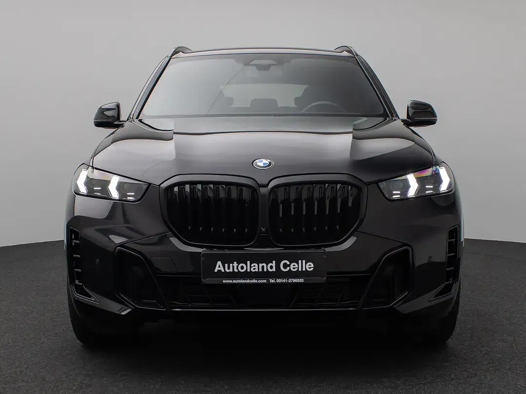 BMW X5 - Thumbnail 1