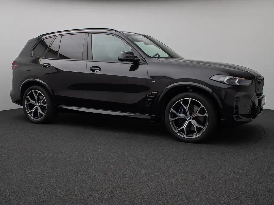 BMW X5 - Thumbnail 3