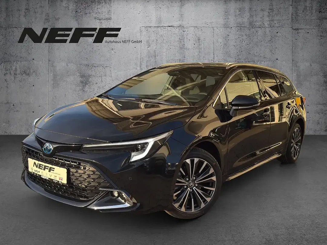 Toyota Corolla - Thumbnail 1