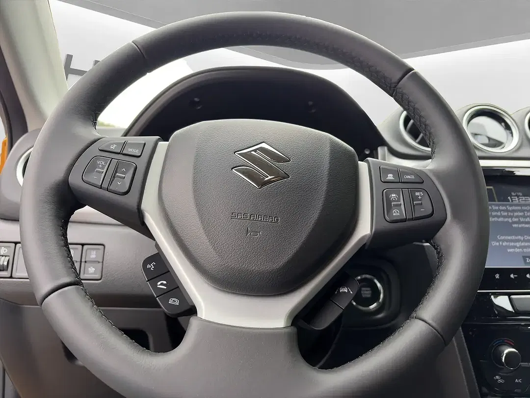Suzuki Vitara - Thumbnail 12