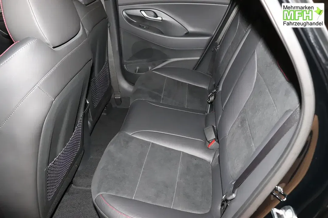 Hyundai i30 - Thumbnail 8