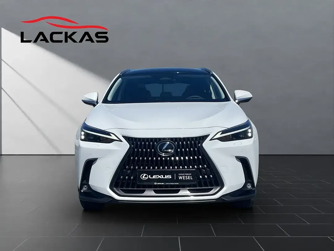 Lexus NX 450h+ - Thumbnail 8