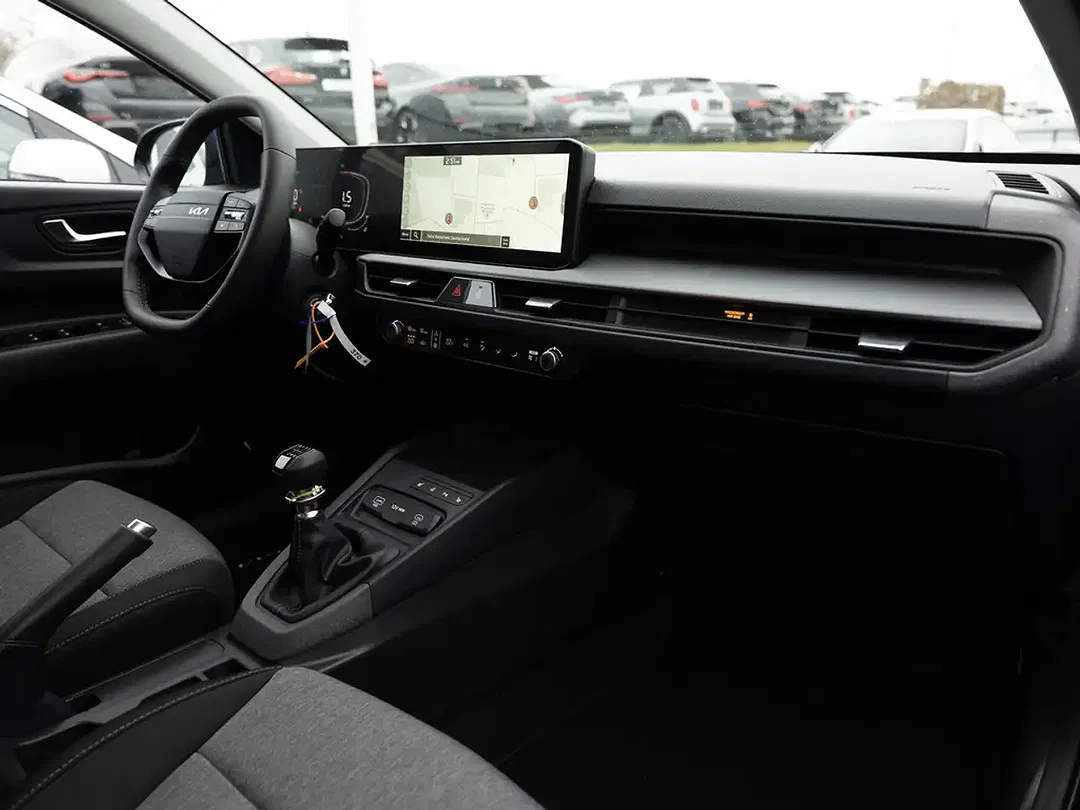 Kia Stonic - Thumbnail 8