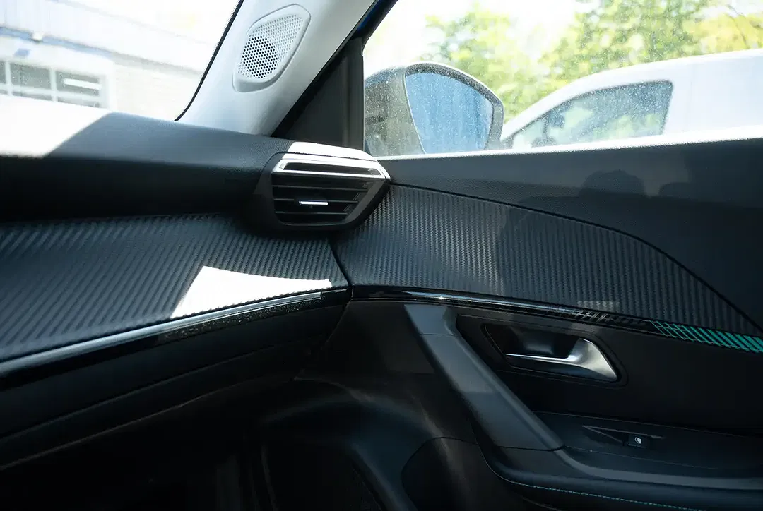 Peugeot 2008 - Thumbnail 11