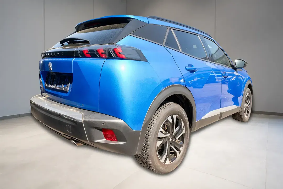 Peugeot 2008 - Thumbnail 3