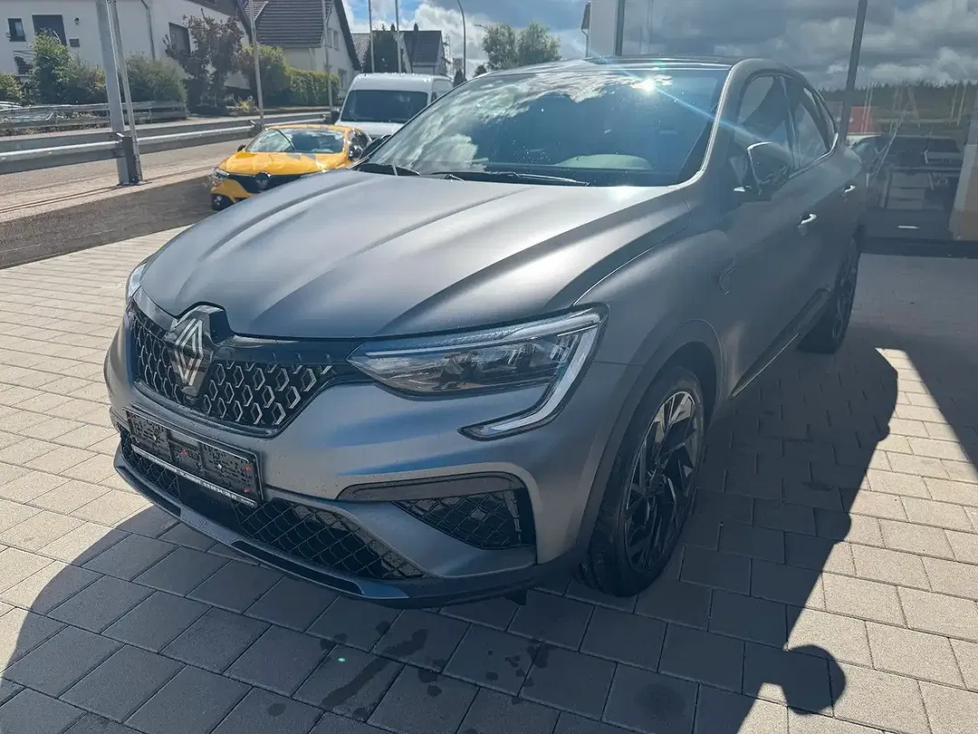 Renault Arkana - Thumbnail 3