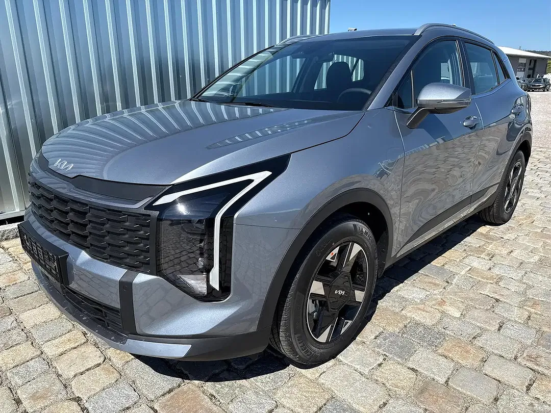 Kia Sportage - Thumbnail 1