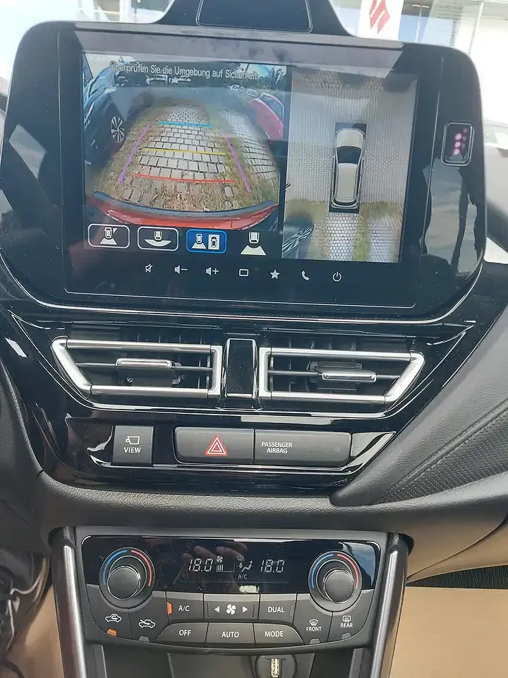 Suzuki SX4 S-Cross - Thumbnail 12