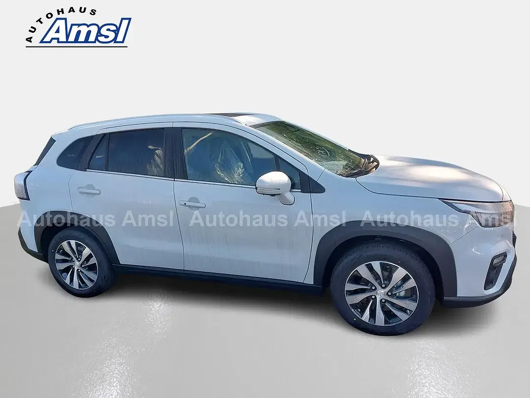 Suzuki SX4 S-Cross - Thumbnail 4