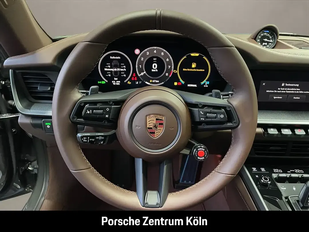 Porsche 992 - Thumbnail 15