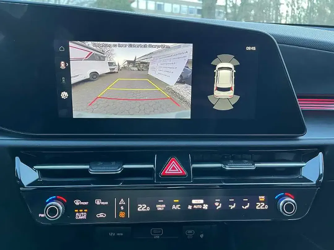 Kia Niro - Thumbnail 12