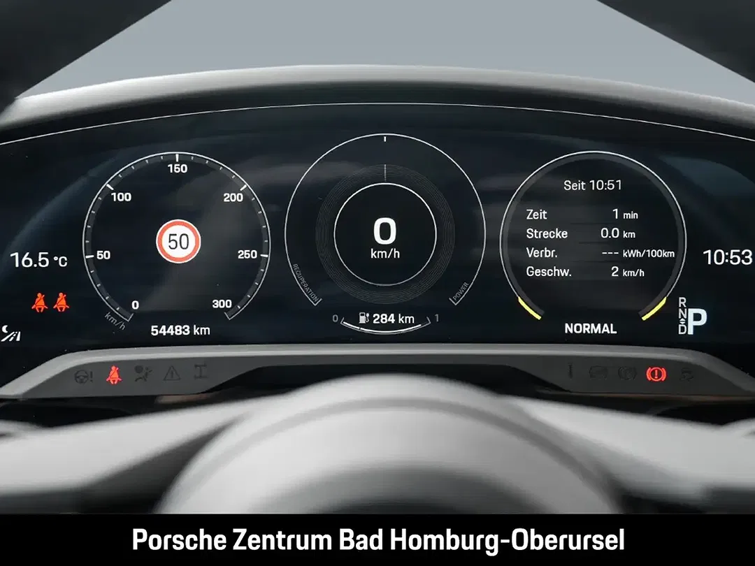 Porsche Taycan - Thumbnail 27