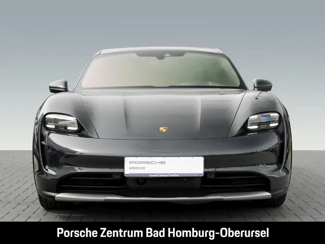Porsche Taycan - Thumbnail 4