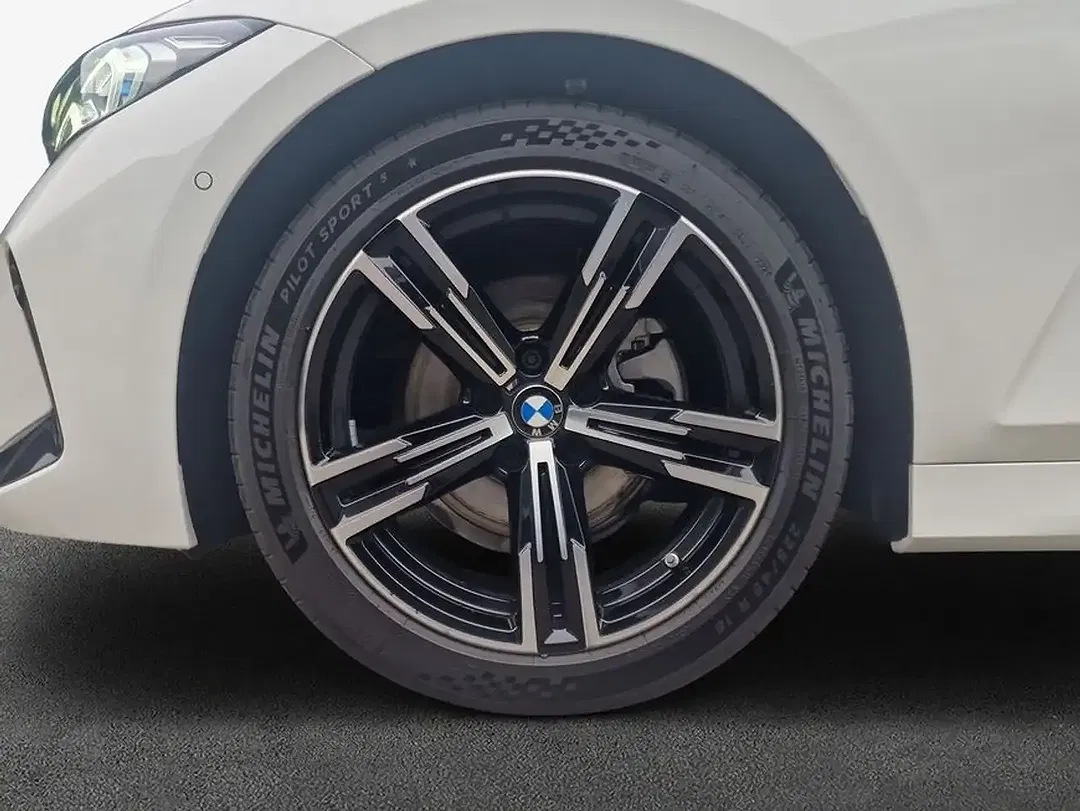BMW 320 - Thumbnail 7