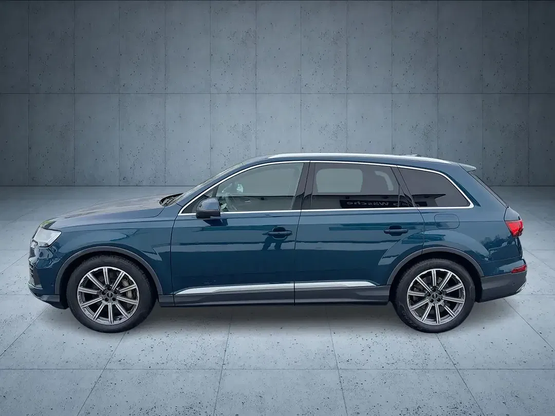Audi Q7 - Thumbnail 2