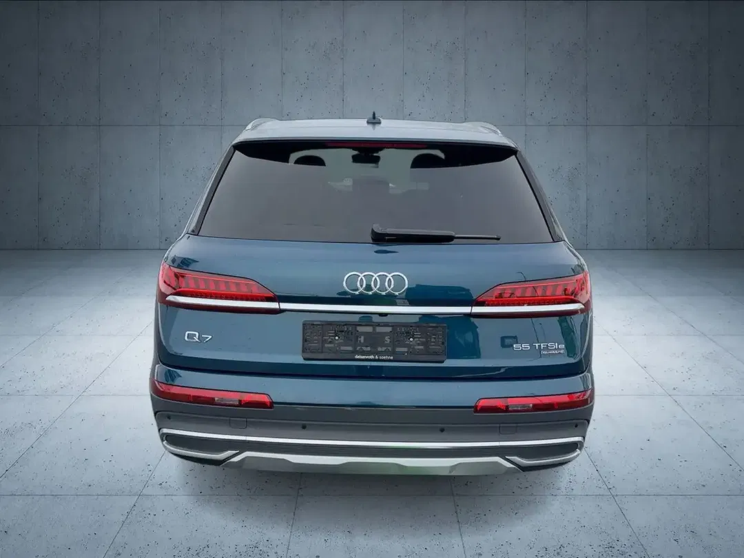 Audi Q7 - Thumbnail 4