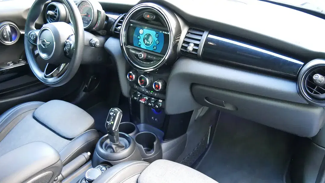 MINI Cooper - Thumbnail 12