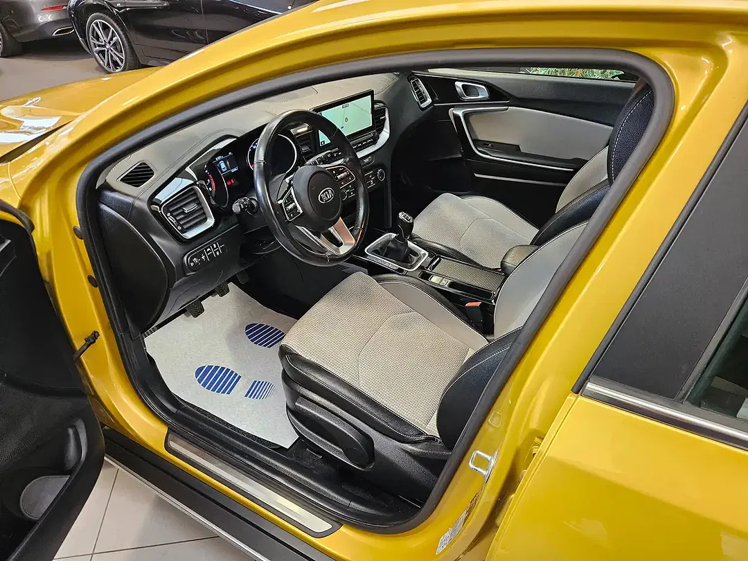 Kia XCeed - Thumbnail 12
