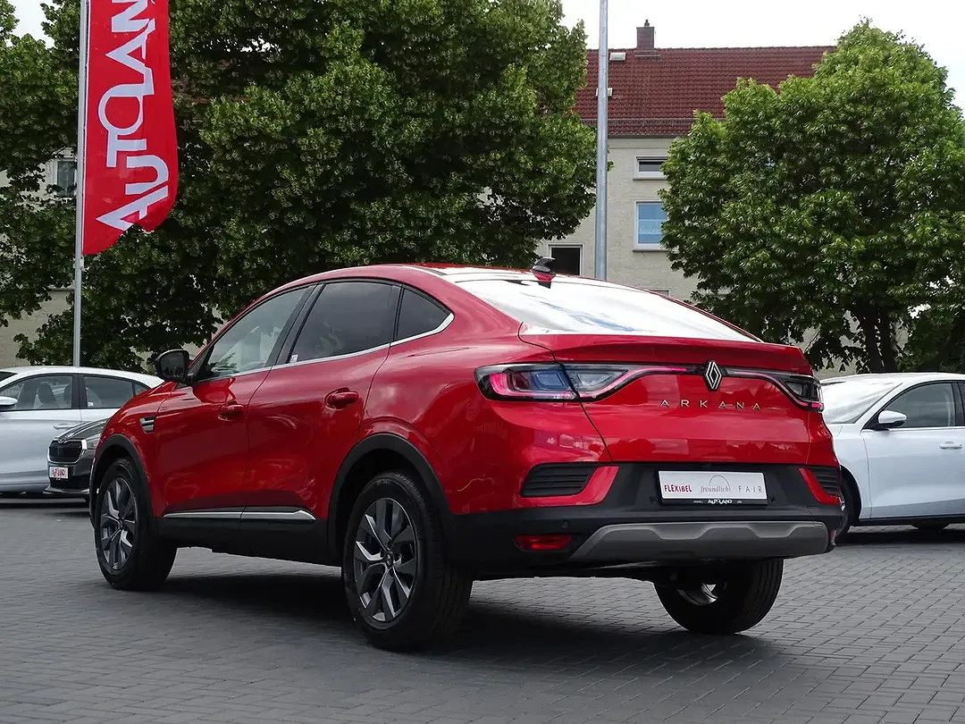 Renault Arkana - Thumbnail 2