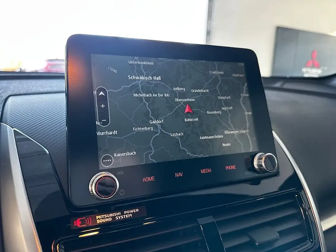 Mitsubishi Eclipse Cross - Thumbnail 13