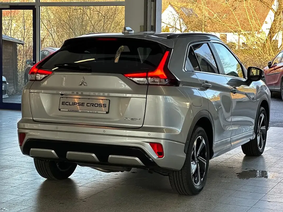 Mitsubishi Eclipse Cross - Thumbnail 3