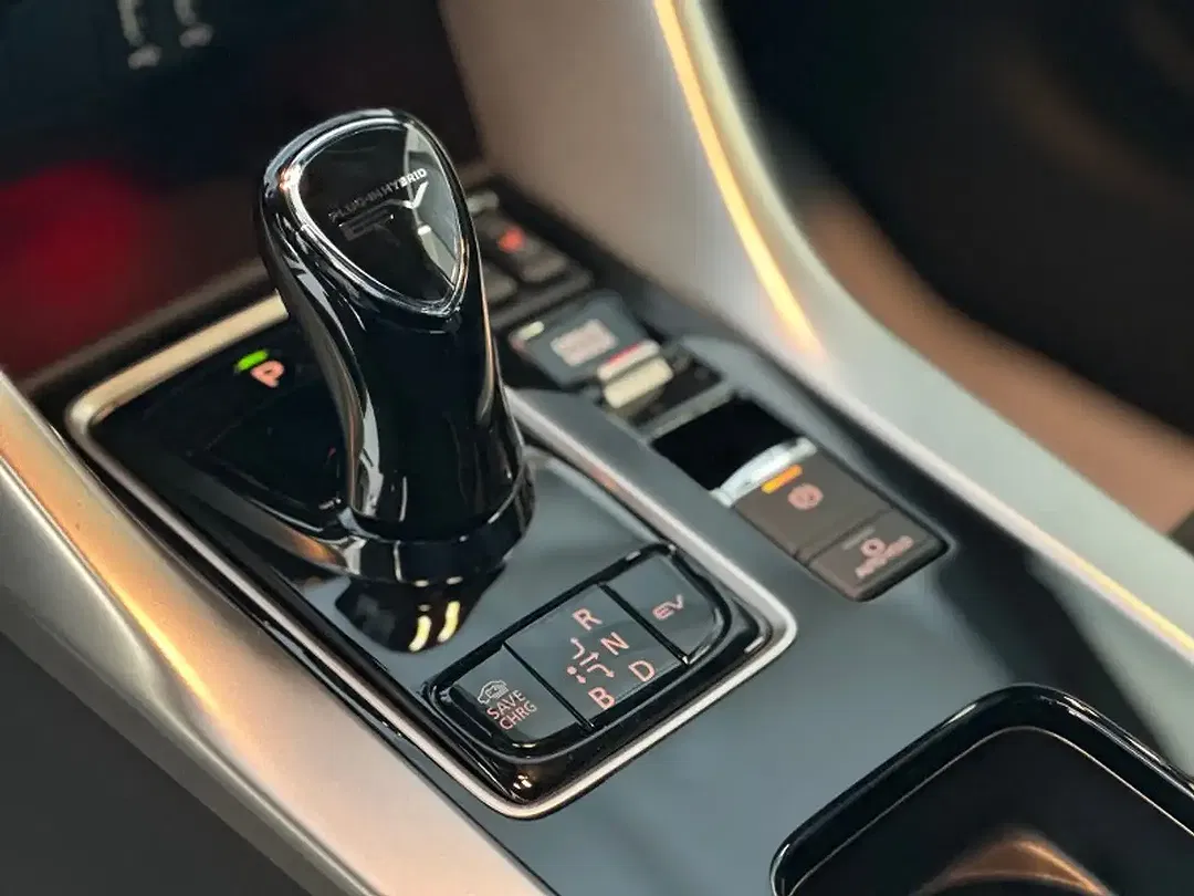 Mitsubishi Eclipse Cross - Thumbnail 9