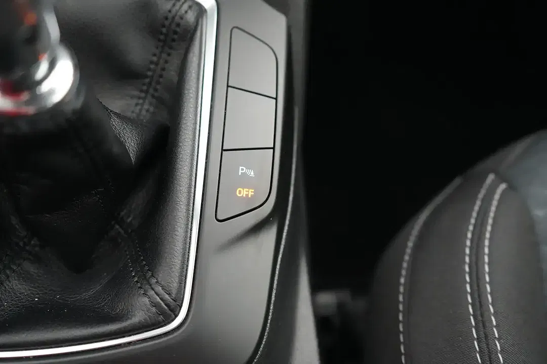 Ford Kuga - Thumbnail 23