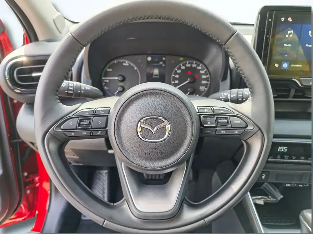 Mazda 2 - Thumbnail 11