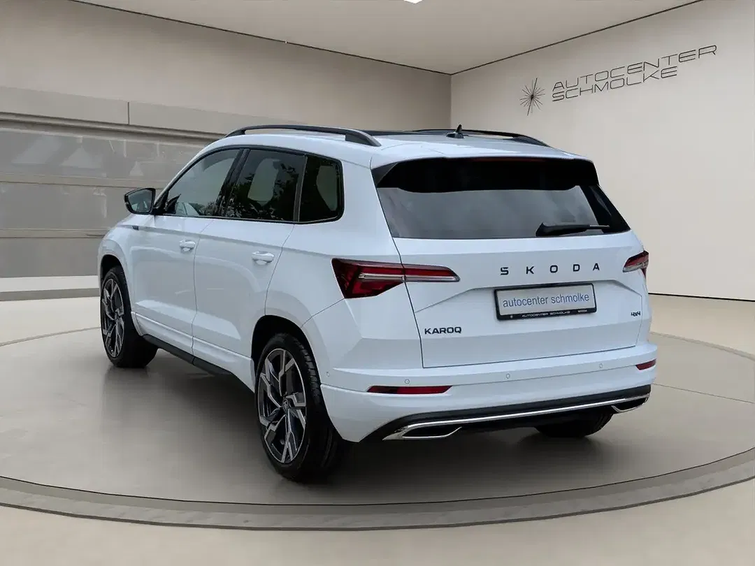 Skoda Karoq - Thumbnail 3