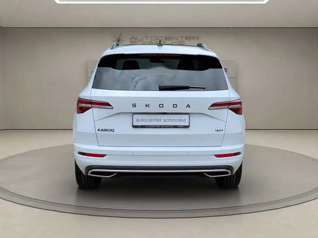 Skoda Karoq - Thumbnail 4