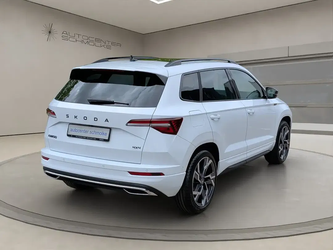 Skoda Karoq - Thumbnail 5