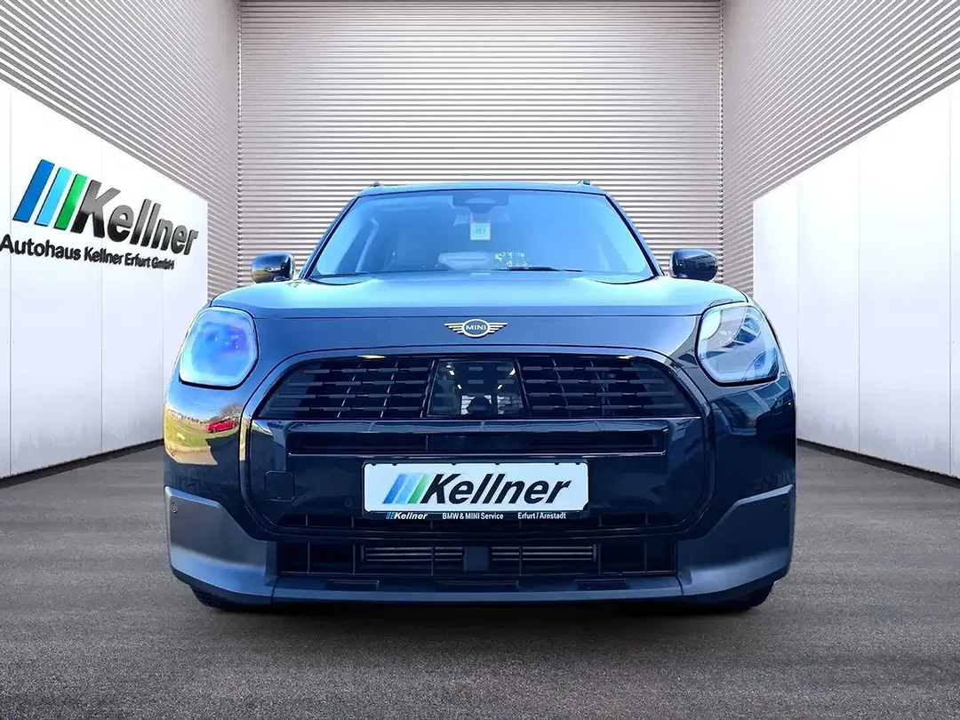 MINI Countryman C - Thumbnail 2
