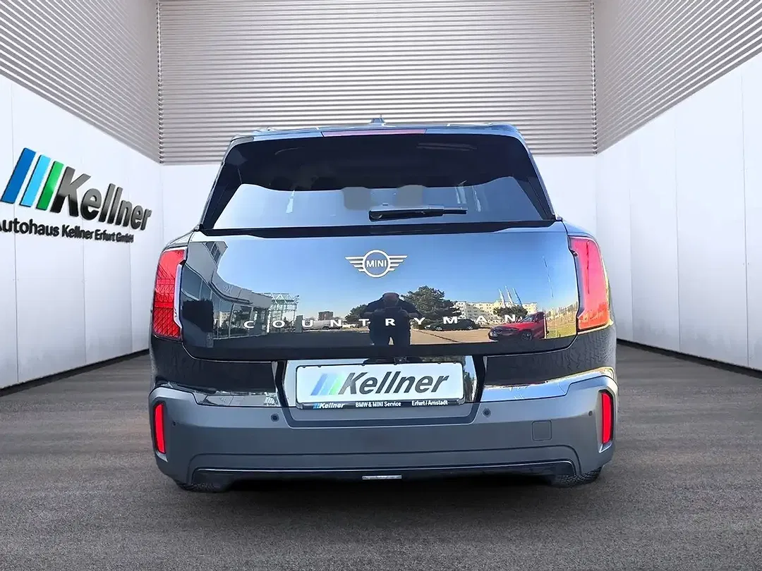 MINI Countryman C - Thumbnail 3