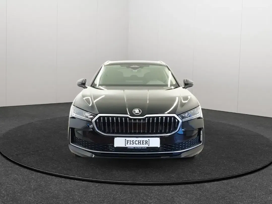 Skoda Superb - Thumbnail 2