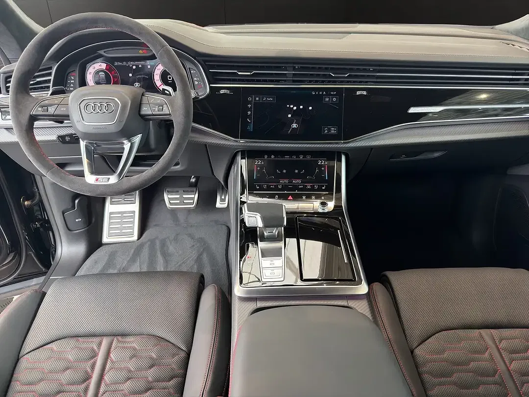 Audi RS Q8 - Thumbnail 11