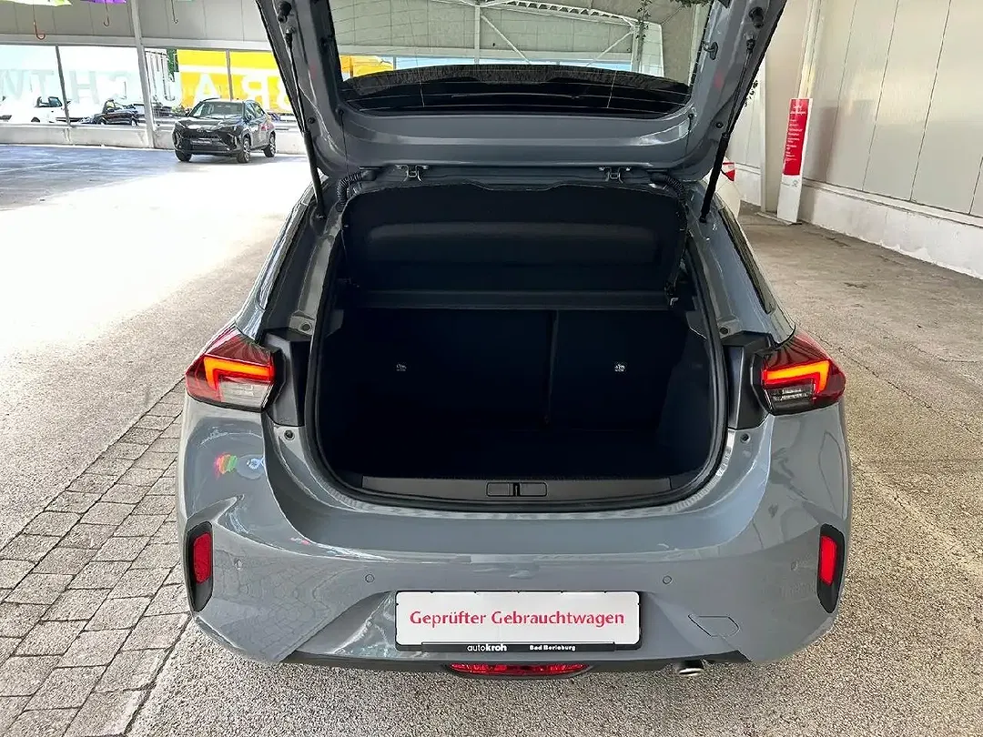 Opel Corsa - Thumbnail 12