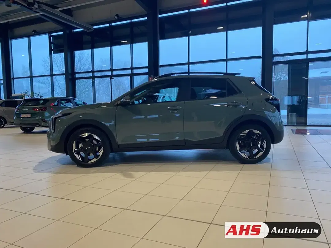 Kia Stonic - Thumbnail 3